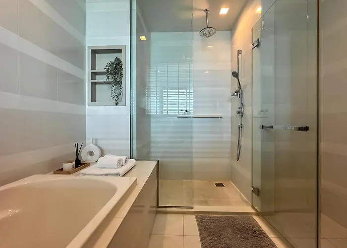 Expansive Loft 2br - Ultra Fast Wifi - Bts Thonglor * Bangkok
