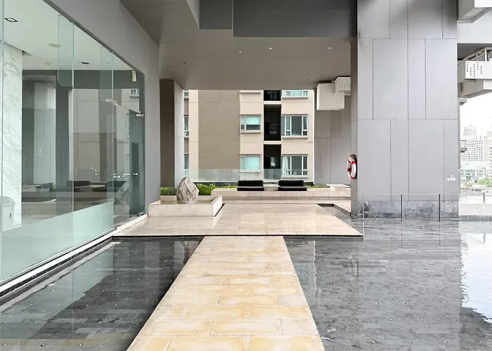 Expansive Loft 2br - Ultra Fast Wifi - Bts Thonglor Apartment *