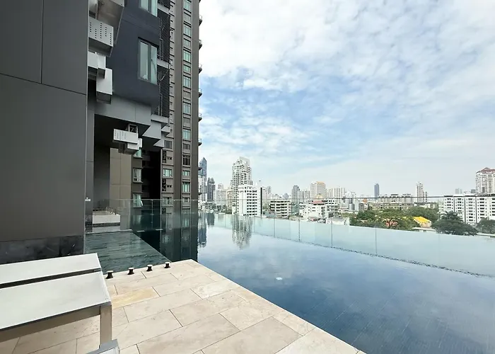 Apartment Expansive Loft 2br - Ultra Fast Wifi - Bts Thonglor Bangkok